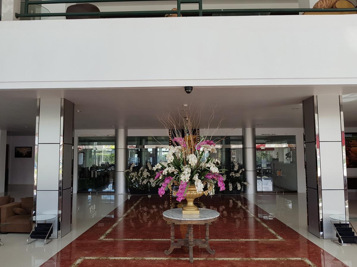 Grand Royal Taliwang Hotel Екстериор снимка